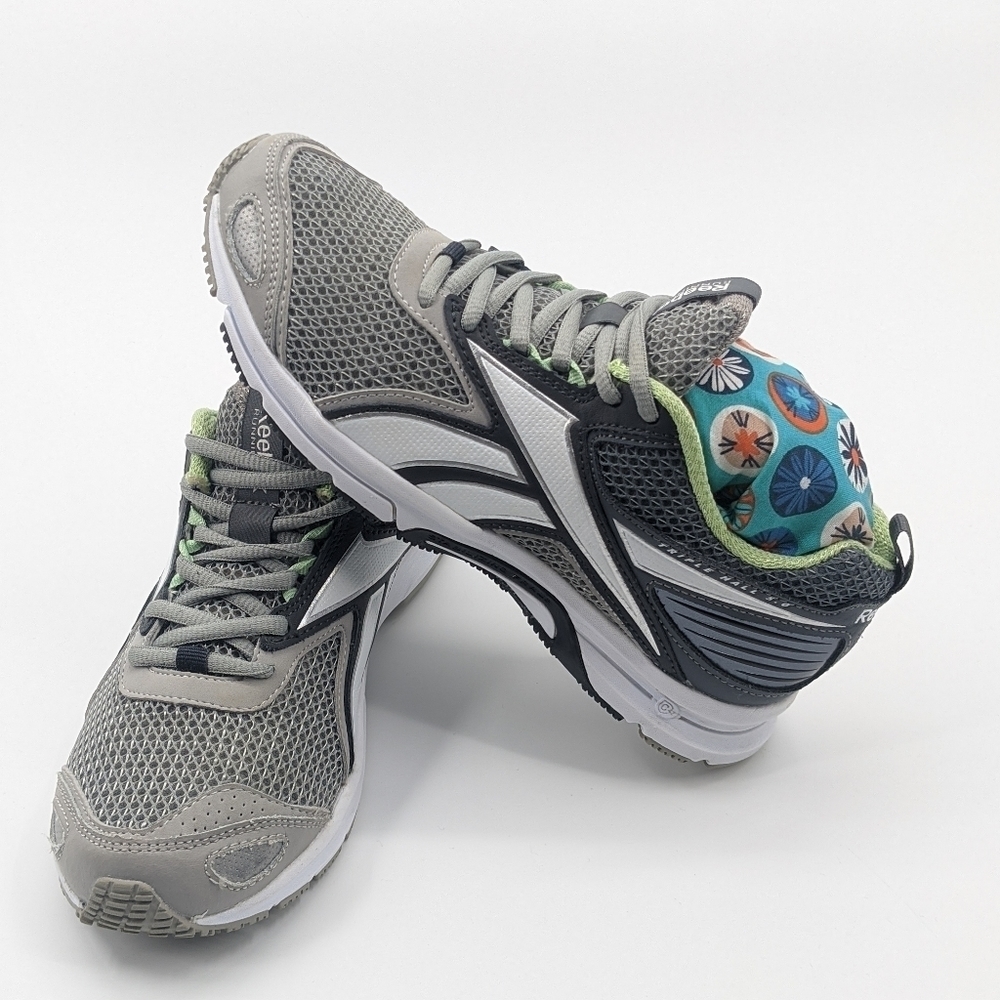 Reebok fusion foam running shoes women's size 7